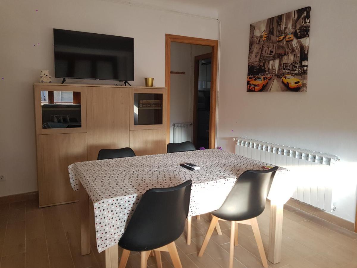 Fantastic Pis A Oliana Alt Urgell Lleida Wifi Apartment Bagian luar foto