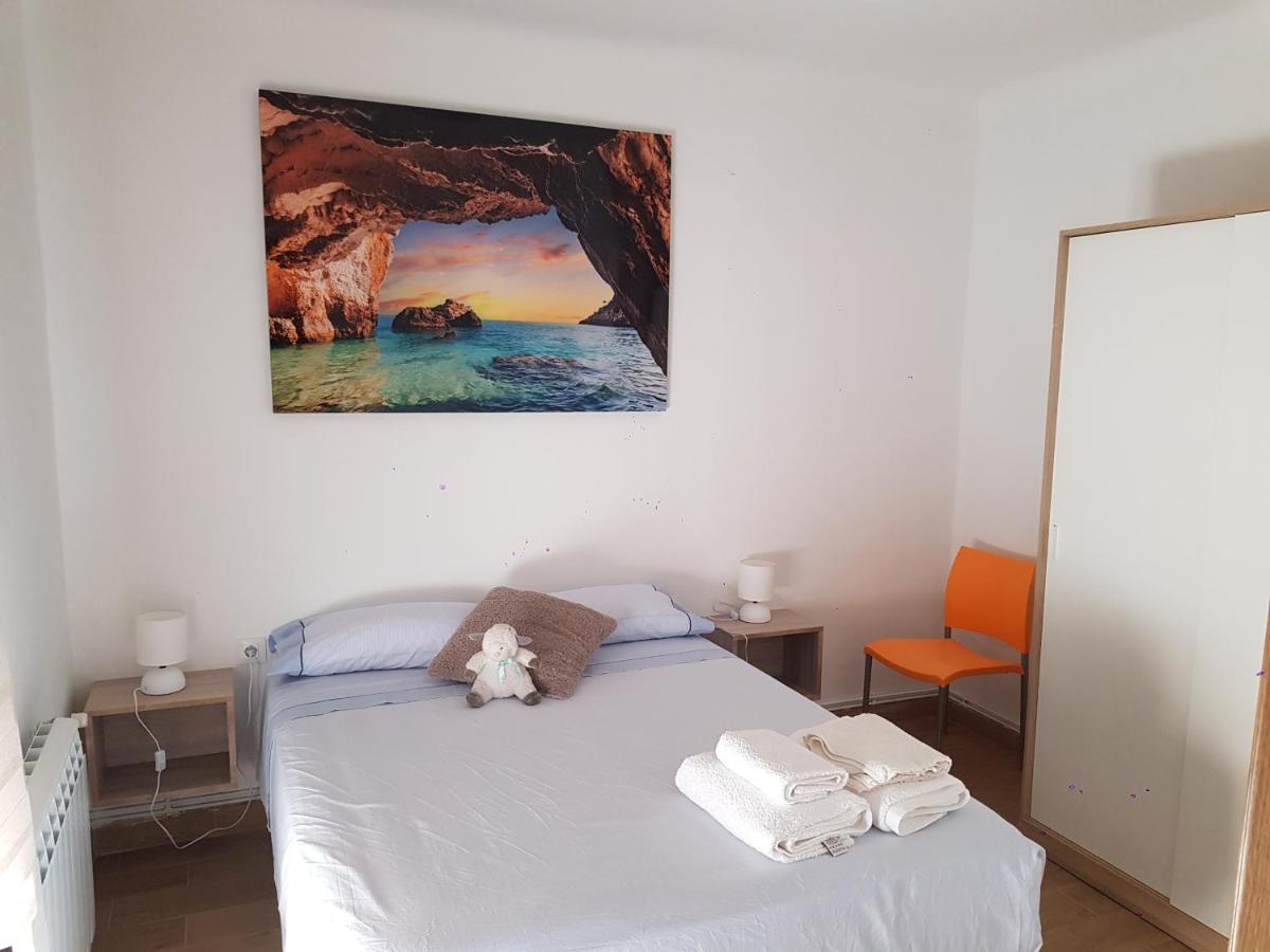 Fantastic Pis A Oliana Alt Urgell Lleida Wifi Apartment Bagian luar foto